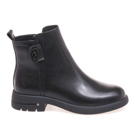 24PFM R3-2100-12R/BLACK LEATHER