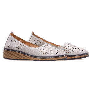 24 PFM M2-2091-1-2 WHITE LEATHER
