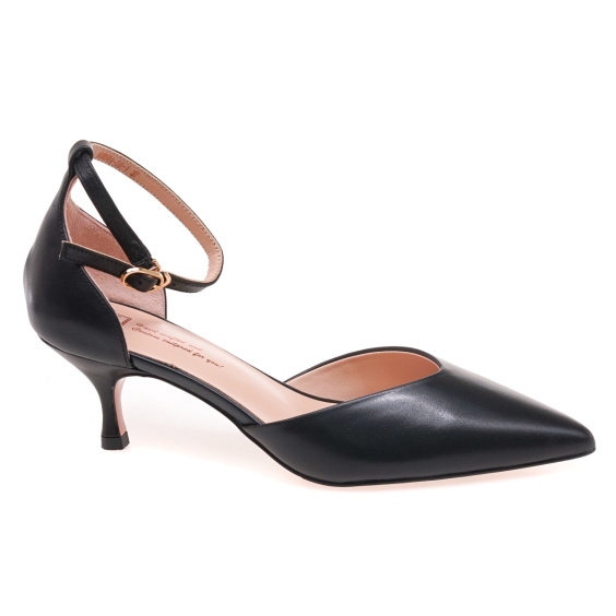 Босоніжки INCI 6650A-86-1/BLACK LTHR