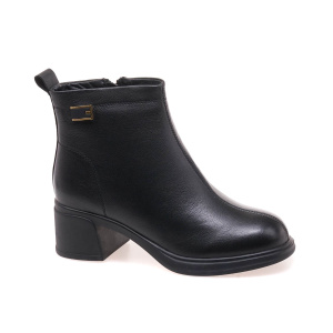 24PFM QJ-660-1R/BLACK LTHR